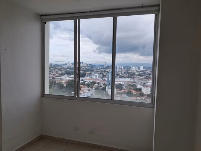 EDISON PARK - VIVENDI TOWERS - 3 RECAMARAS + BALCON + PISO ALTO
