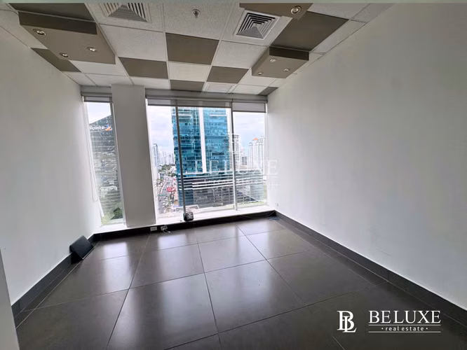 VENTA DE OFICINA EN F&F TOWER, CALLE 50 (8) - Imagen 4