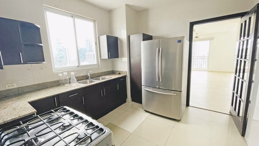Alquiler de apartamento en Obarrio AK - Imagen 7