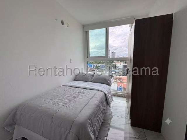 SE alquila apartamento amoblado en Bella Vista