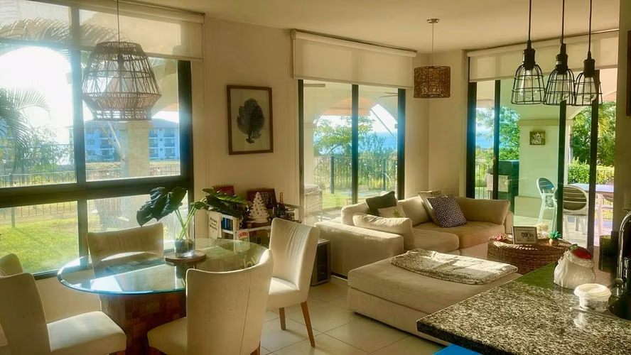 HERMOSO APARTAMENTO CON LINDA VISTA - LA ENSENADA - Imagen 1