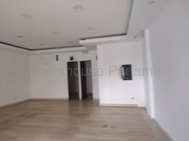 Alquiler de local comercial en Planta Baja-Altos de Panamá