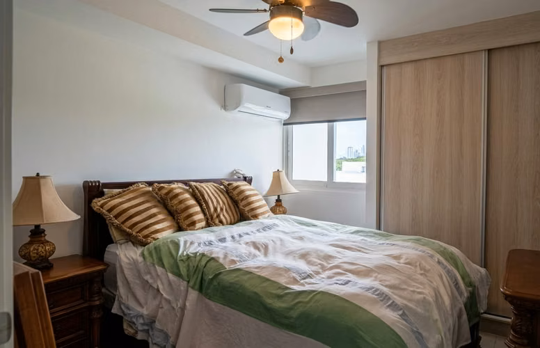 Apartamento en Panama Viejo I con balcon y ubicación estratégica - Imagen 9
