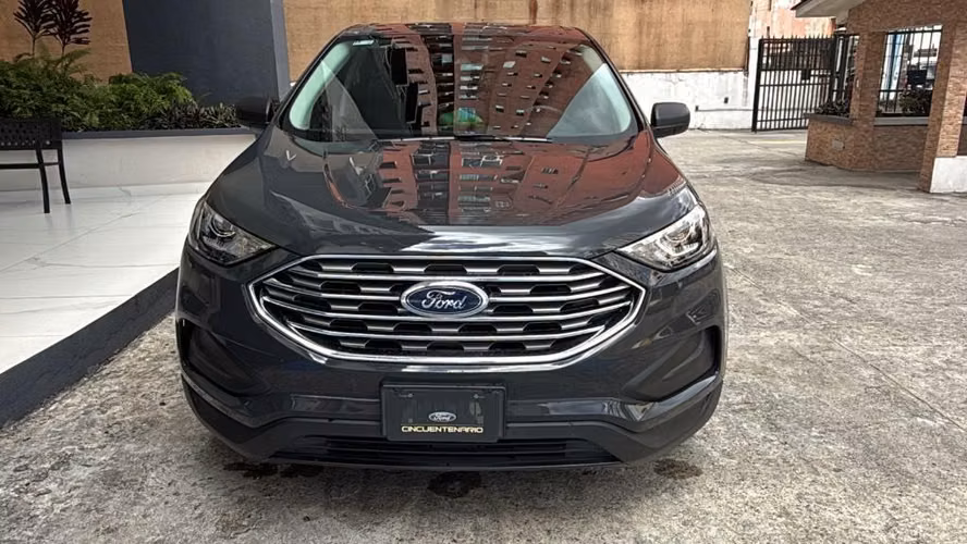 Vendo Ford Edge 2021 en excelentes condiciones - Imagen 2