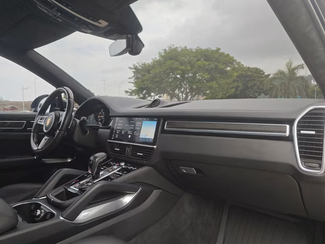 Porsche Cayenne Turbo S E-Hybrid Coupe - Imagen 19