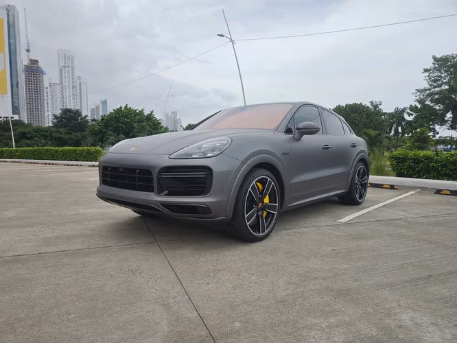 Porsche Cayenne Turbo S E-Hybrid Coupe