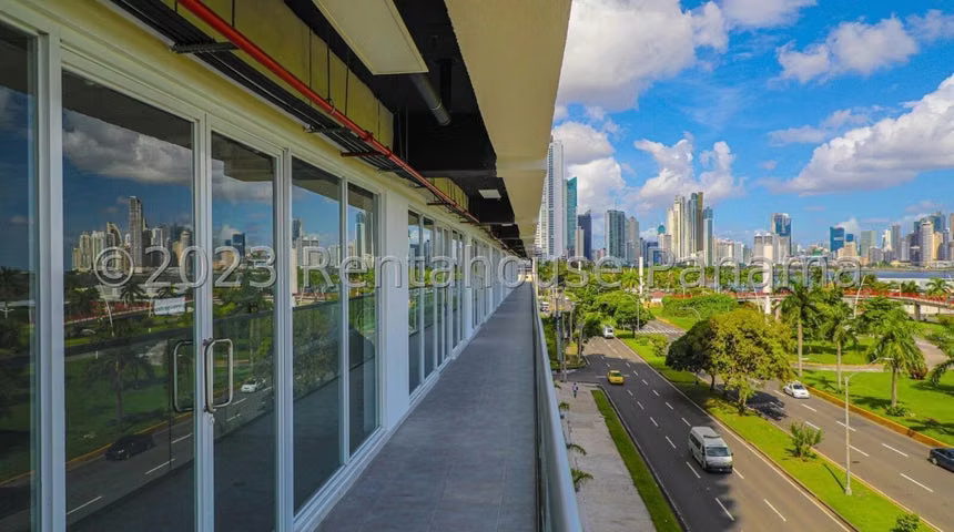Local Comercial en venta The Sands  – Av. balboa - Imagen 9