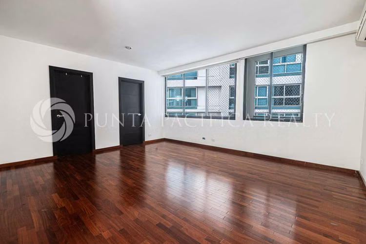 Apartamento en Alquiler/Venta en Avenida Balboa | PH Los Delfines | Vista al Mar - Imagen 4