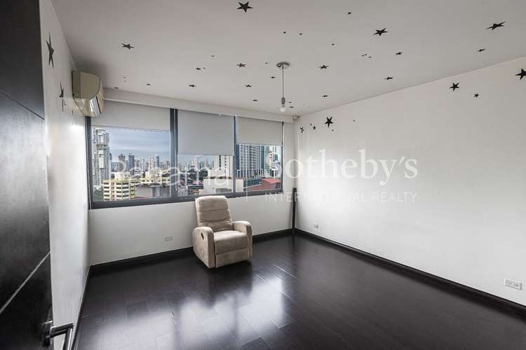Apartamento en Alquiler/Venta en Avenida Balboa | PH Los Delfines | Vista al Mar