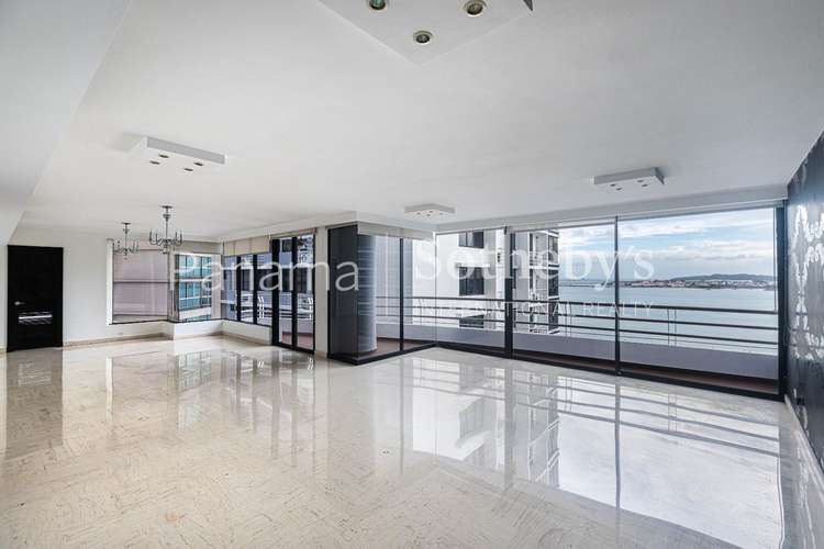 Apartamento en Alquiler/Venta en Avenida Balboa | PH Los Delfines | Vista al Mar