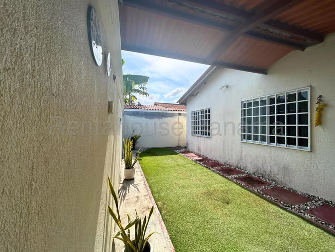 Casa en Venta en Tocumen. 26-2092.