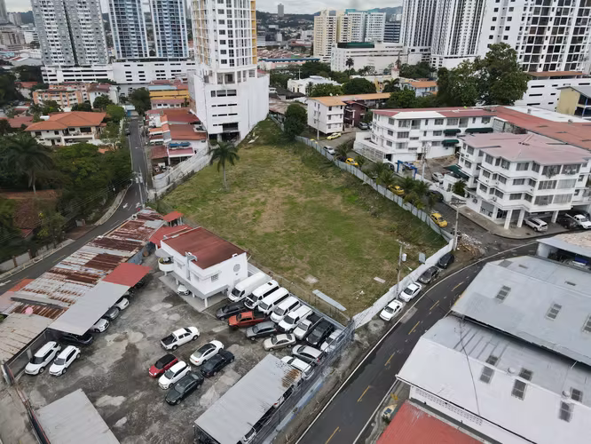 Se vende terreno en Terreno con Anteproyecto Aprobado – IDEAL PARA DESARROLLO RESIDENCIAL