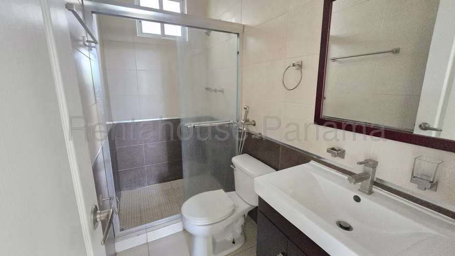 Se Vende Apartamento en Condado del Rey EH - Imagen 12