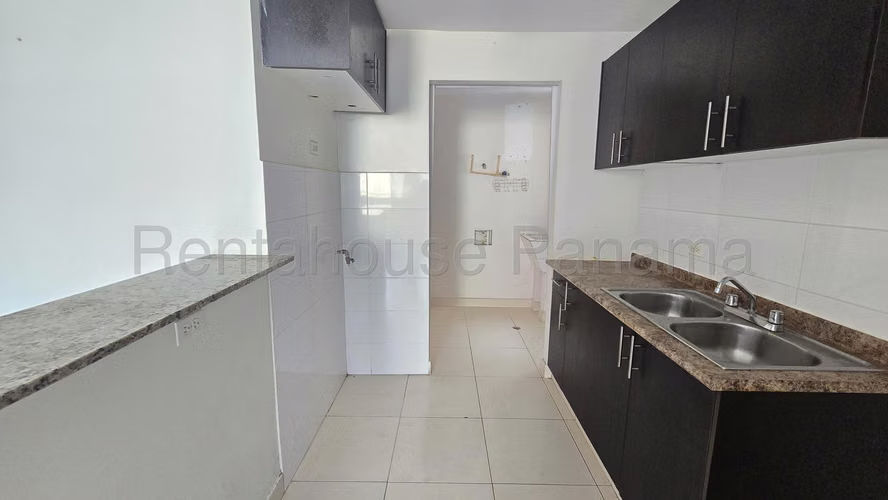 Se Vende Apartamento en Condado del Rey EH - Imagen 6