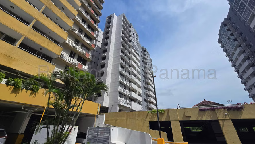 Se Vende Apartamento en Condado del Rey EH - Imagen 19