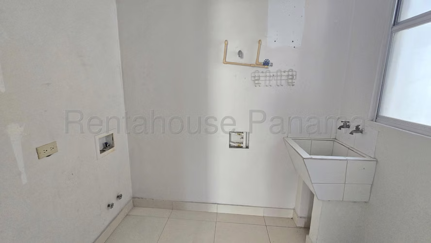 Se Vende Apartamento en Condado del Rey EH - Imagen 9