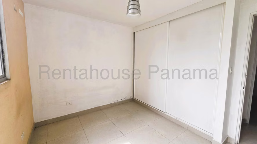 Se Vende Apartamento en Condado del Rey EH - Imagen 10