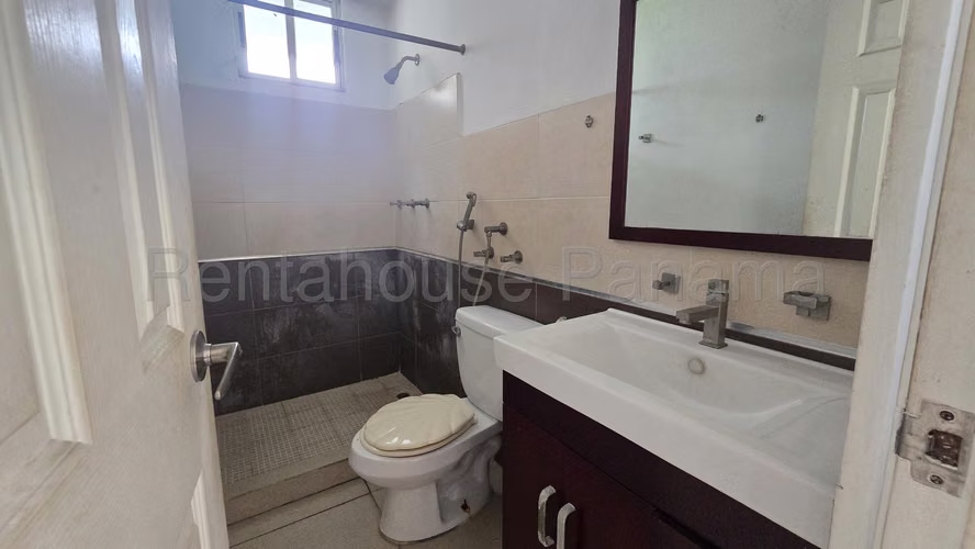 Se Vende Apartamento en Condado del Rey EH - Imagen 12
