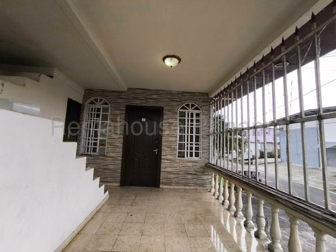 Se Vende Terreno en Parque Lefevre EH