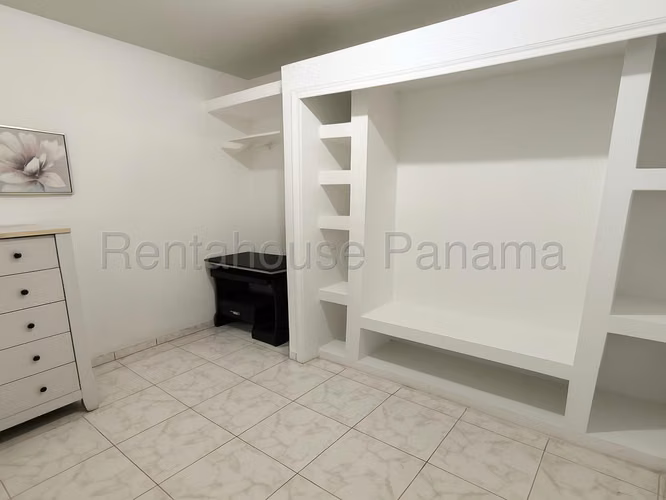 Se Vende Terreno en Parque Lefevre EH