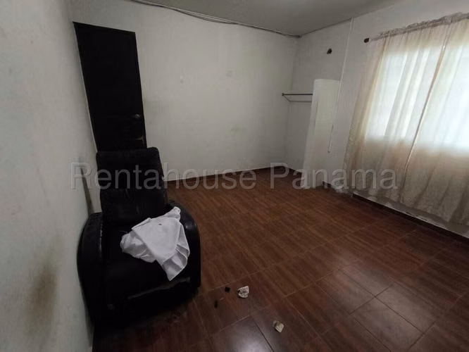 Se Vende Terreno en Parque Lefevre EH