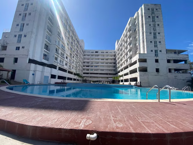 VENTA DE APARTAMENTO EN PLAYA CORONA - GANGA