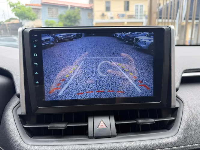 TOYOTA RAV4 2021 AUTOMATICO IMPECABLE - Imagen 13