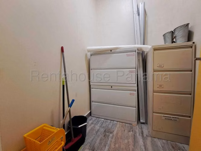  Oficina Moderna en Venta en San Francisco | GC