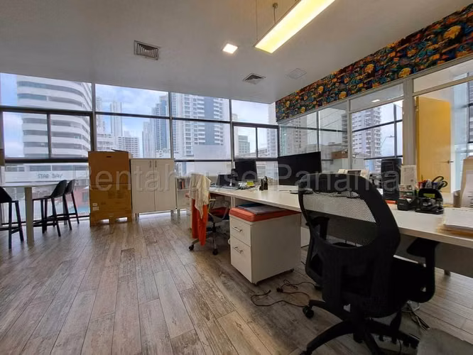  Oficina Moderna en Venta en San Francisco | GC
