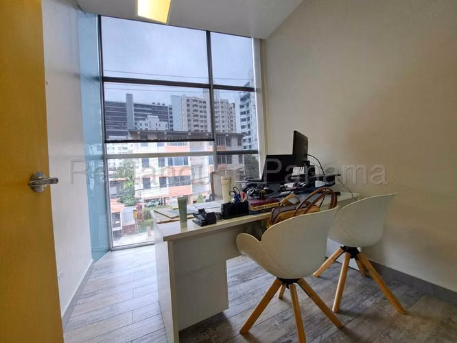  Oficina Moderna en Venta en San Francisco | GC