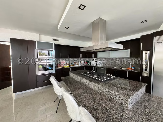 Vendo Casa en Costa Sur COSTA ESMERALDA OF26-2777