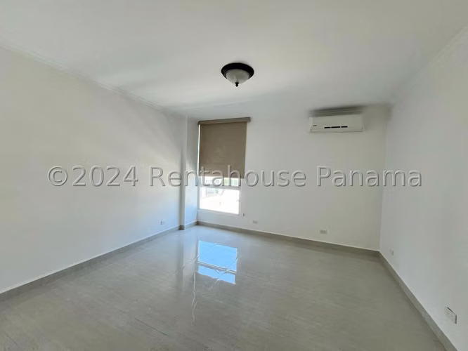 Vendo Casa en Costa Sur COSTA ESMERALDA OF26-2777