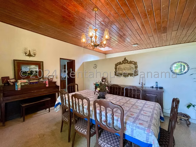 Se Vende Casa en San Francisco MDV27-1868