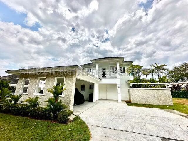Vendo Casa en Playa Blanca BIJAO RESIDENCES OF25-6683