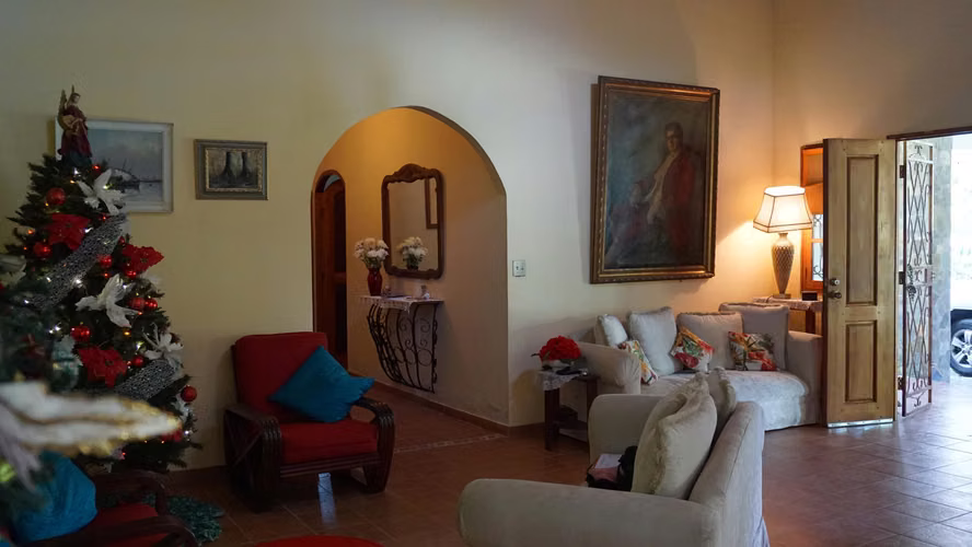 Vendo Casa en El VALLE DE ANTON OF25-986