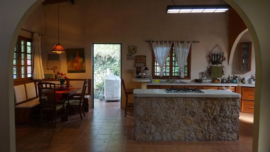 Vendo Casa en El VALLE DE ANTON OF25-986
