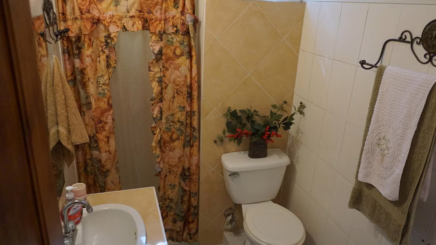 Vendo Casa en El VALLE DE ANTON OF25-986