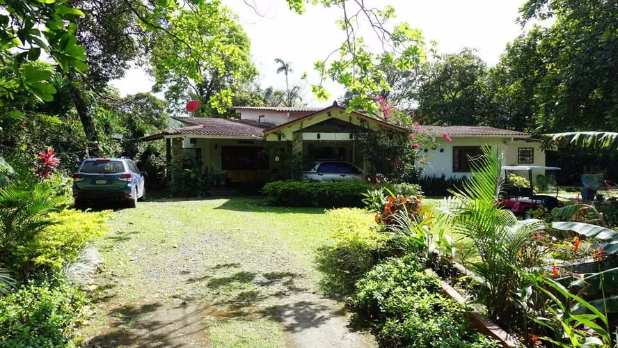 Vendo Casa en El VALLE DE ANTON OF25-986