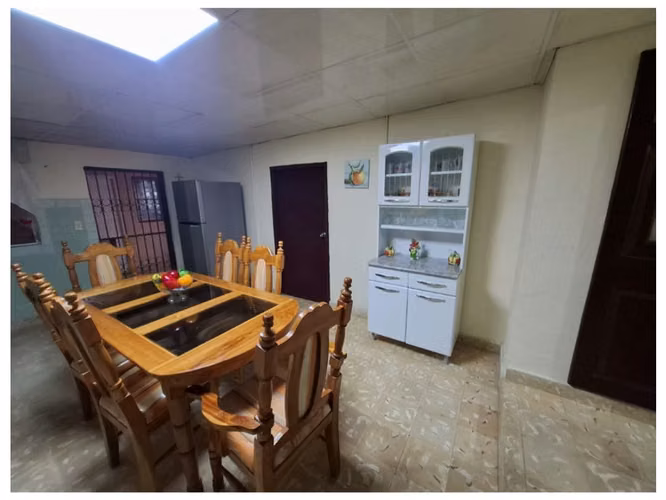 Casa en Venta en Sabanitas, Colón – 3 Recámaras | 250 m²