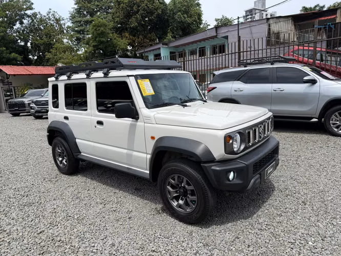 SUZUKI JIMNY 2025 5 PUERTAS 4X4 - Imagen 2