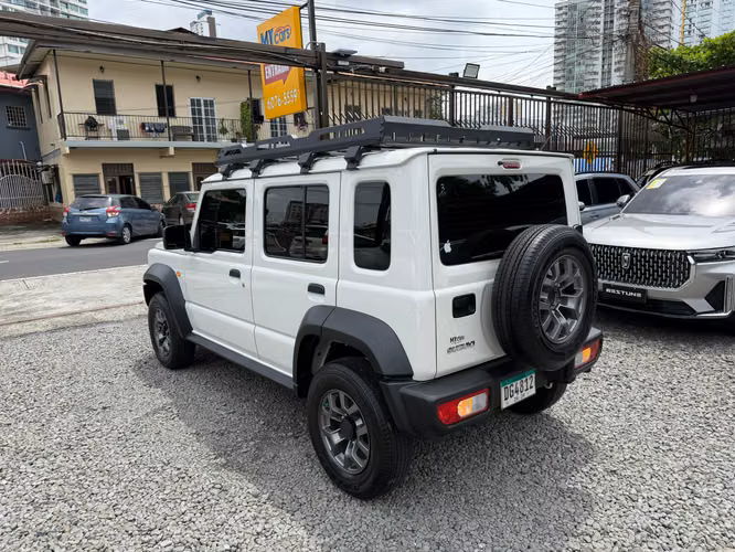 SUZUKI JIMNY 2025 5 PUERTAS 4X4 - Imagen 5