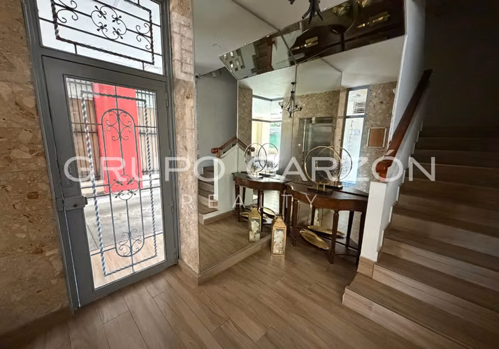 Venta de apartamento en El Carmen (PH Edificio Guadalupe)