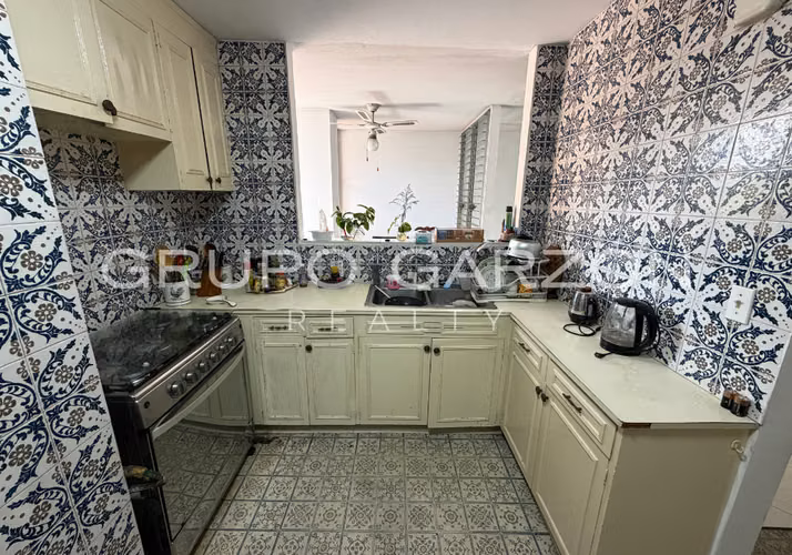 Venta de apartamento en El Carmen (PH Edificio Guadalupe)