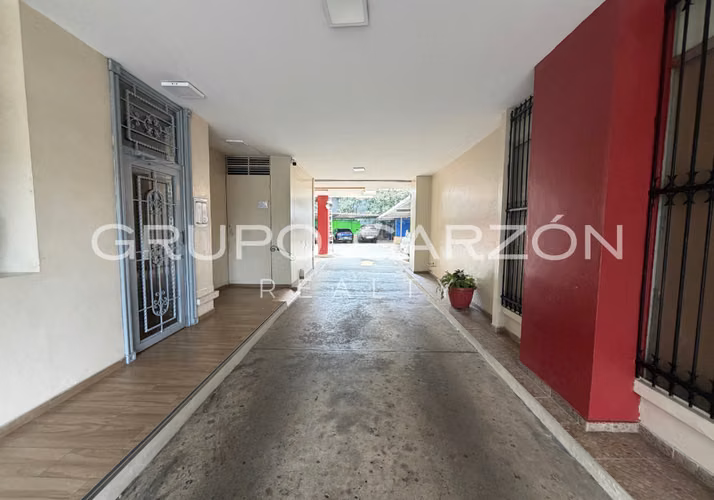 Venta de apartamento en El Carmen (PH Edificio Guadalupe)