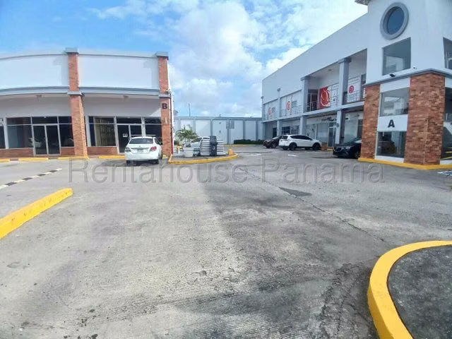 ALQUILER DE LOCAL COMERCIAL EN BRISAS DEL GOLF - Imagen 2
