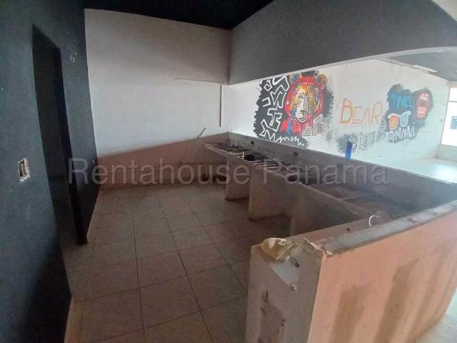 ALQUILER DE LOCAL COMERCIAL EN BRISAS DEL GOLF - Imagen 12