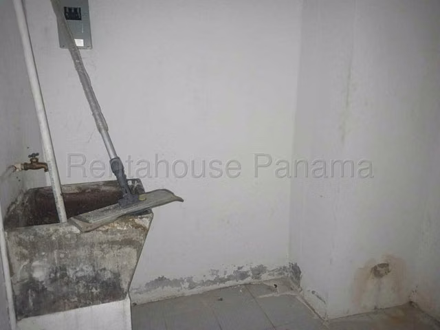 ALQUILER DE LOCAL COMERCIAL EN BRISAS DEL GOLF - Imagen 7
