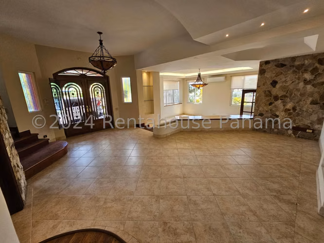 Vendo Casa en Altos del Golf LC26-2466