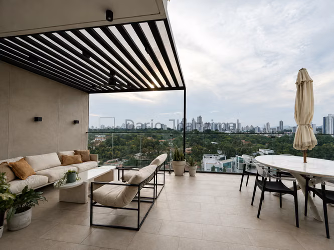 Apartamento con terraza privada en PH Victory Sport | Coco del Mar - Imagen 2