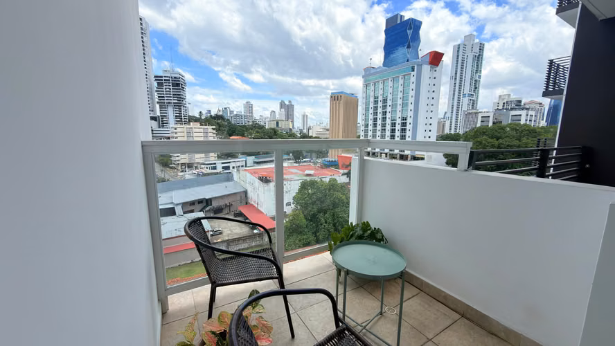 Apartamento amoblado 1 hab con vista a la ciudad! - Imagen 4